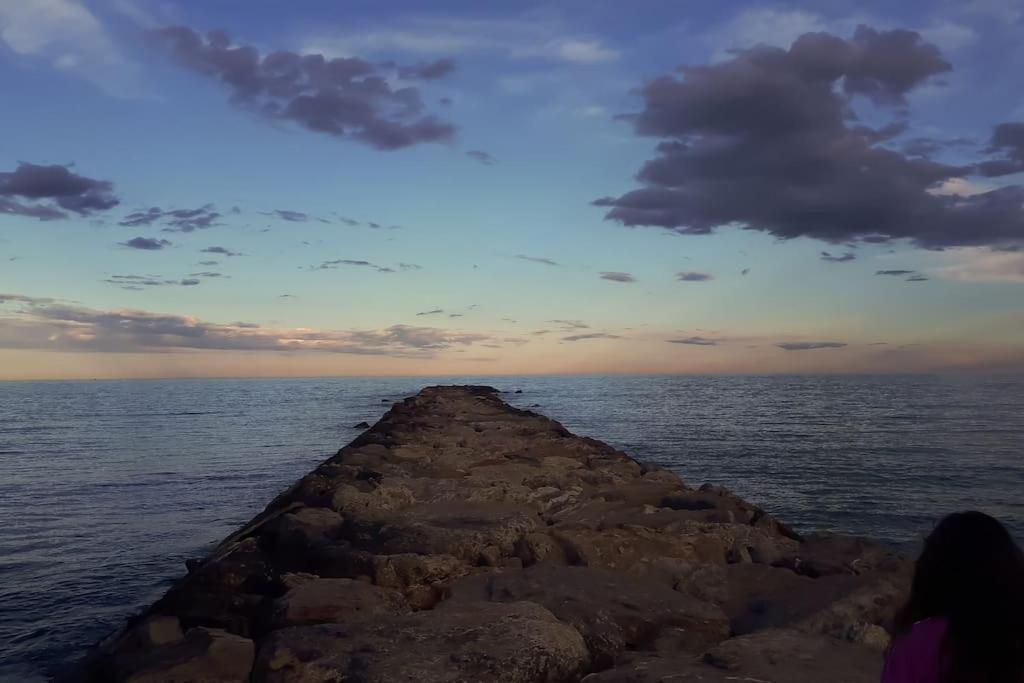 Apartamento Mediterraneo Tranquilo Y Familiar Apartman Valencia Kültér fotó